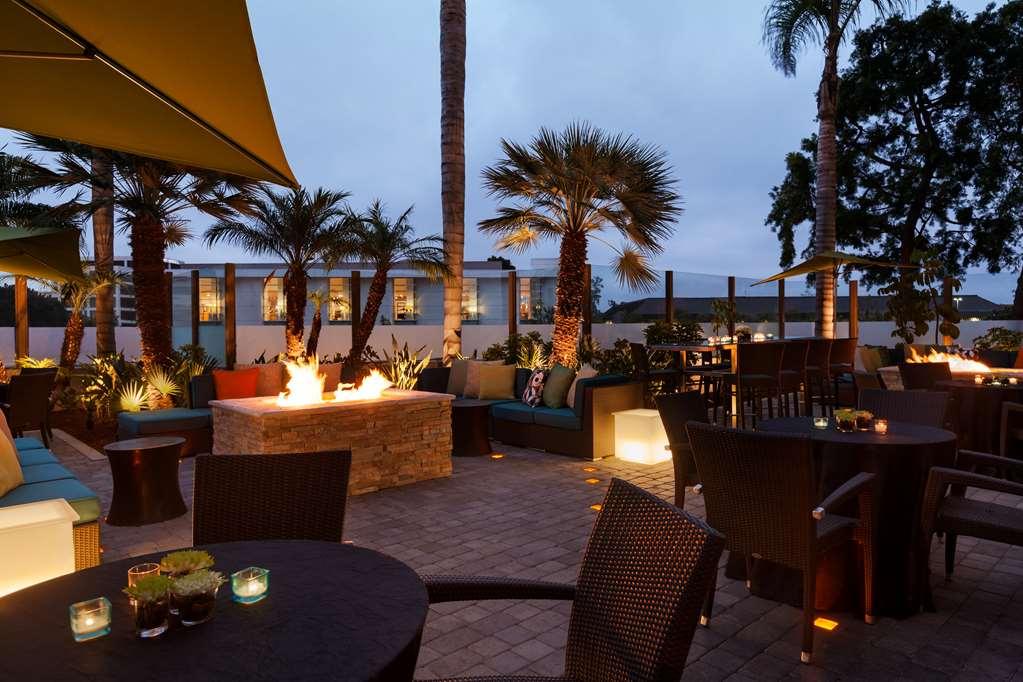 Embassy Suites By Hilton San Diego La Jolla Restaurante foto